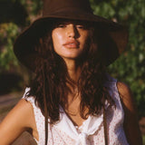 Holiday Bucket - Brown